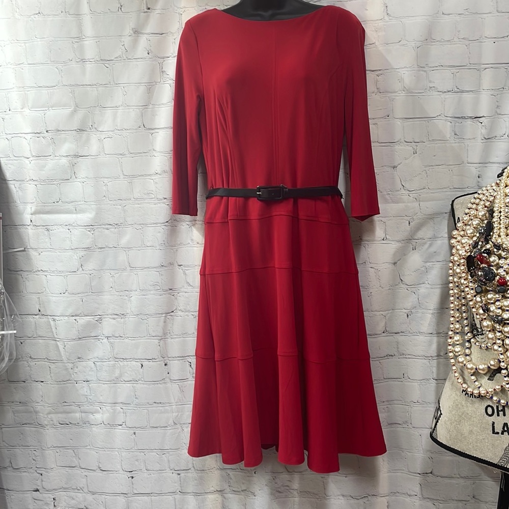 Anne Klein 3/4 sleeve fitted flair belt size 8 dress